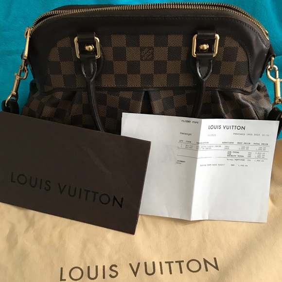 Louis Vuitton Handbags - Authentic Louis Vuitton Trevi PM Damier